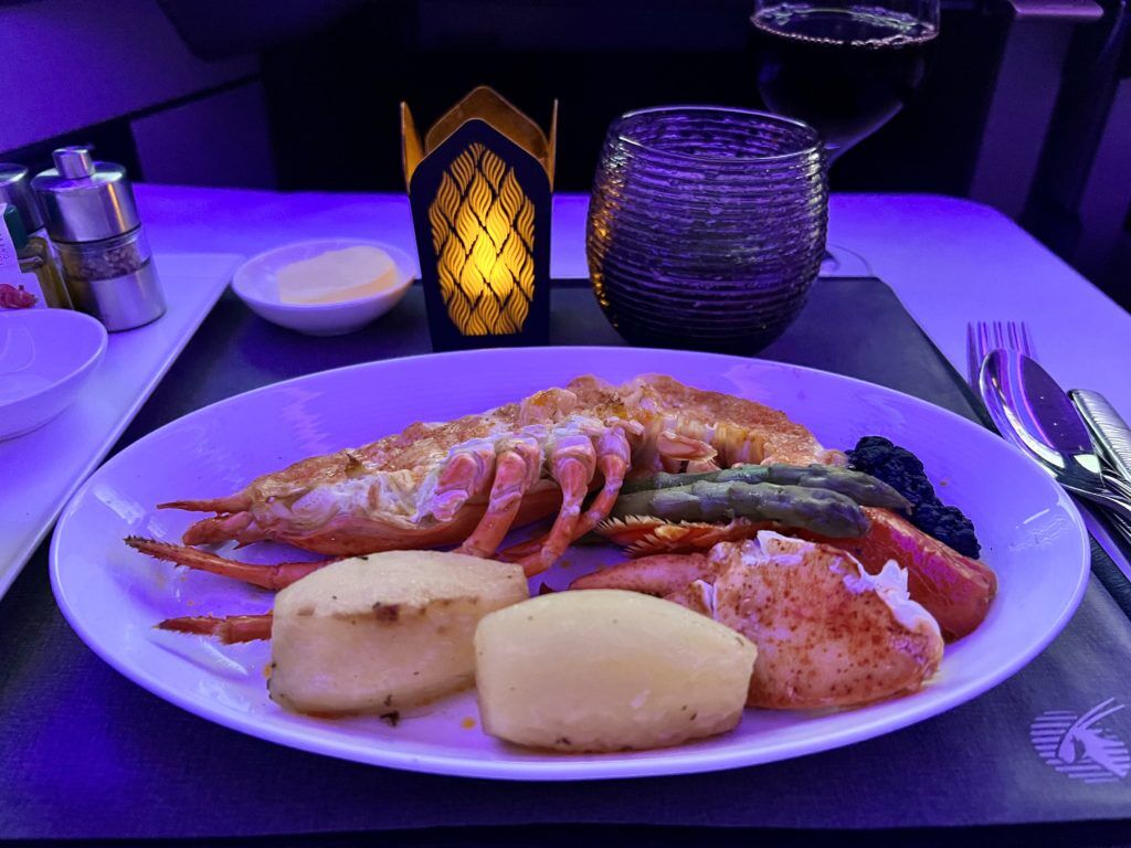 alimento, louça, placa, frutos do mar, mesa, Prato, refeição, molusco, invertebrado, interno, prato, bebida, Acepipe, crustáceo, lagosta, Culinária, Taça de vinho, Ceia, animal, restaurante