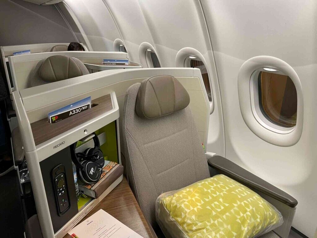 Voando na classe executiva da TAP no A330neo entre Lisboa e São Paulo