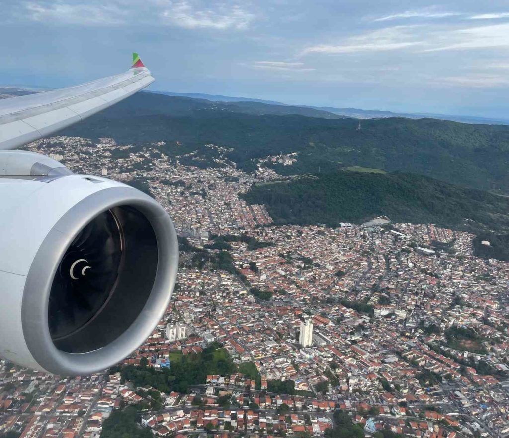 outdoor, plaina, avião, nuvem, Viagem aérea, aeronave, céu, Linha aérea, avião de passageiros, aviação, Motor de jato, Engenharia aeroespacial, asa, Fotografia aérea, Vista aérea, motor, montanha, aéreo, térreo, voo