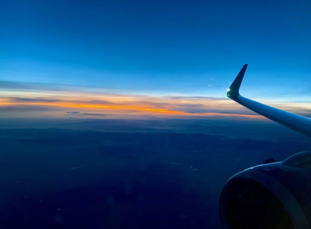 Como é voar na classe executiva do A320 da British Airways entre Londres e Sofia