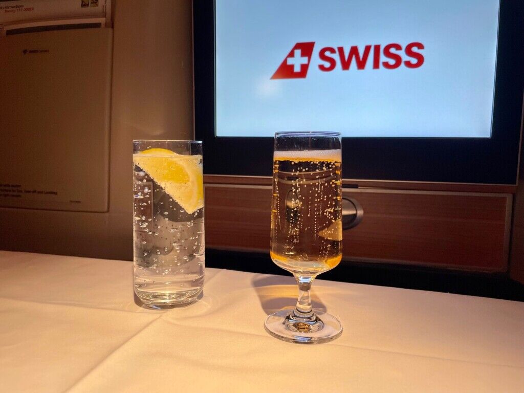 Veja como é voar na classe executiva do B777-300 da SWISS entre São Paulo e Zurique