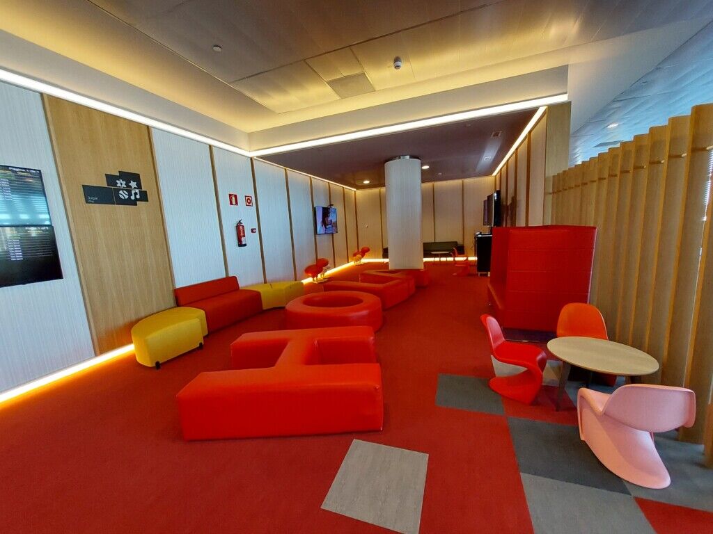 Conheça a Sala VIP Velásquez da Iberia no Aeroporto de Madri