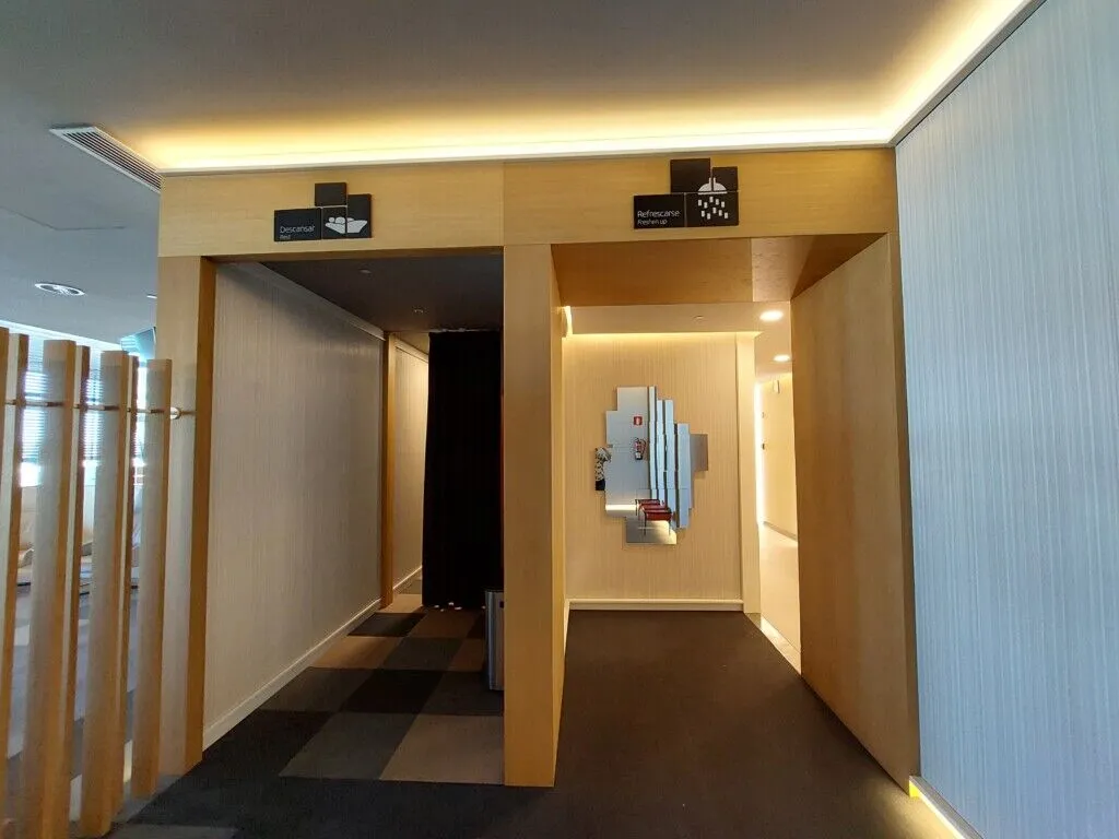 interno, parede, design de interiores, teto, Assoalho, porta, piso, instalação, propriedade, gesso, construção, hotel, corredor