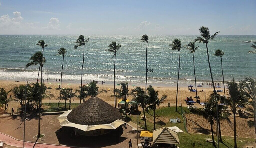 Como é se hospedar no Hotel Brisa Tower Maceió – Vista maravilhosa da praia!