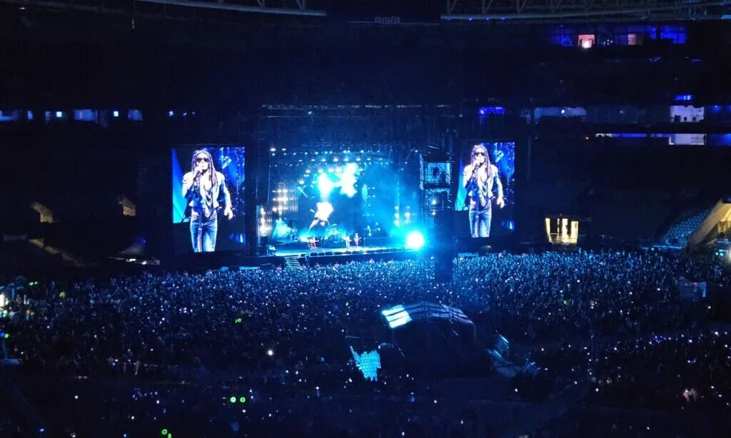 Como foi assistir ao show de Lenny Kravitz no camarote da Esfera no Allianz Parque