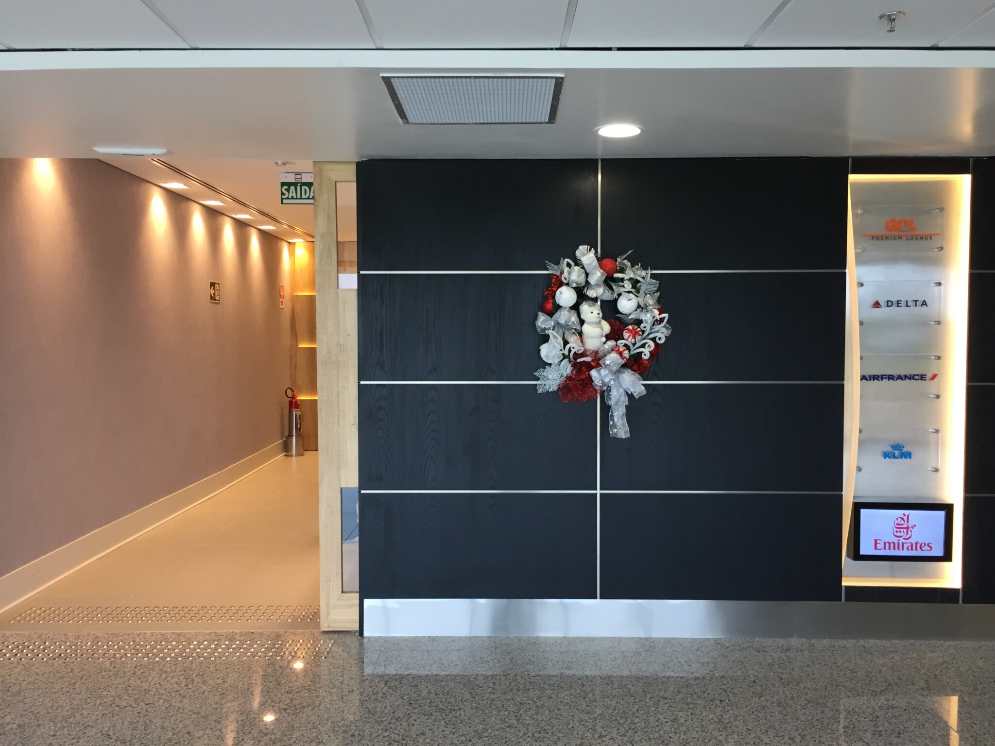 IMG_9733 parede, interno, porta, design de interiores, Assoalho, piso, teto