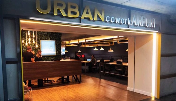 móveis, texto, interno, piso, mesa, restaurante, teto, parede, bar