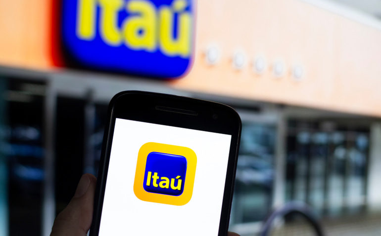 Itaú e Samsung lançam o programa “Sempre de Samsung”