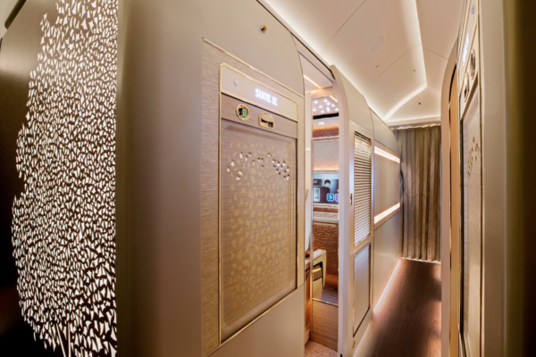 Opções para emissão de passagens com pontos na primeira classe da Emirates