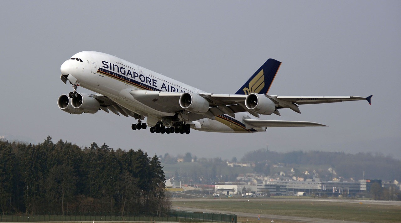 Singapore Airlines traz champanhe vintage Bollinger La Grande Année para primeira classe