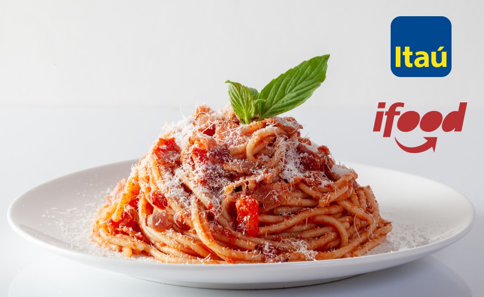 Campanha direcionada do Itaú com o iFood oferece cupom de R$30 aos clientes