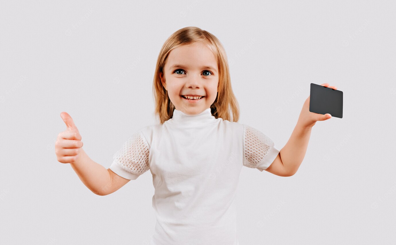 Como proteger seu cartão de crédito de crianças pequenas