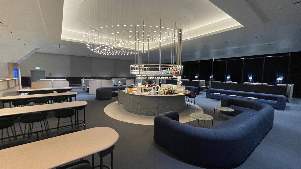 Compartilhando emissões - Madri para Shanghai em classe executiva voando Finnair