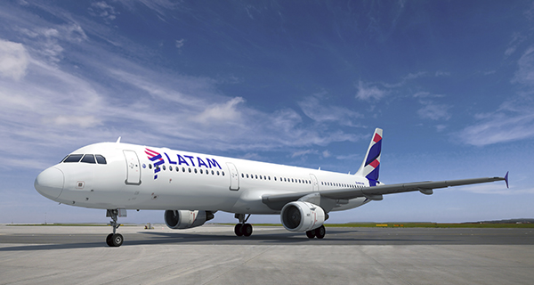 LATAM inicia voos diretos entre Curitiba e Lima
