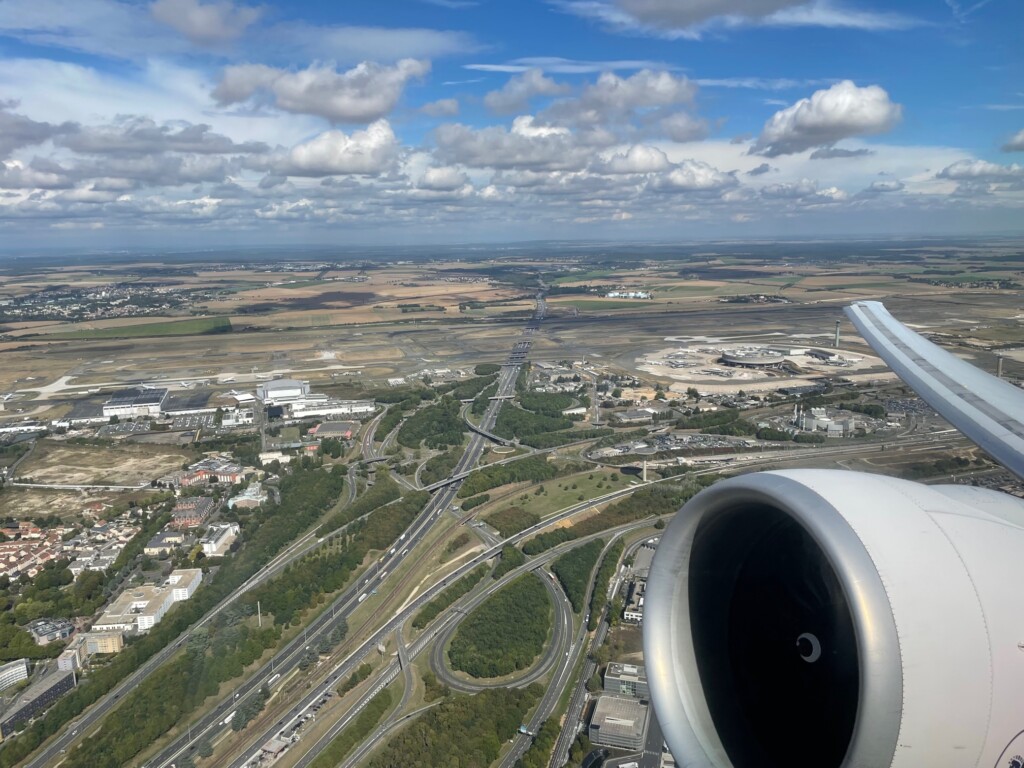 Voando na classe executiva do B777-300 da Air France entre Paris e Rio de Janeiro
