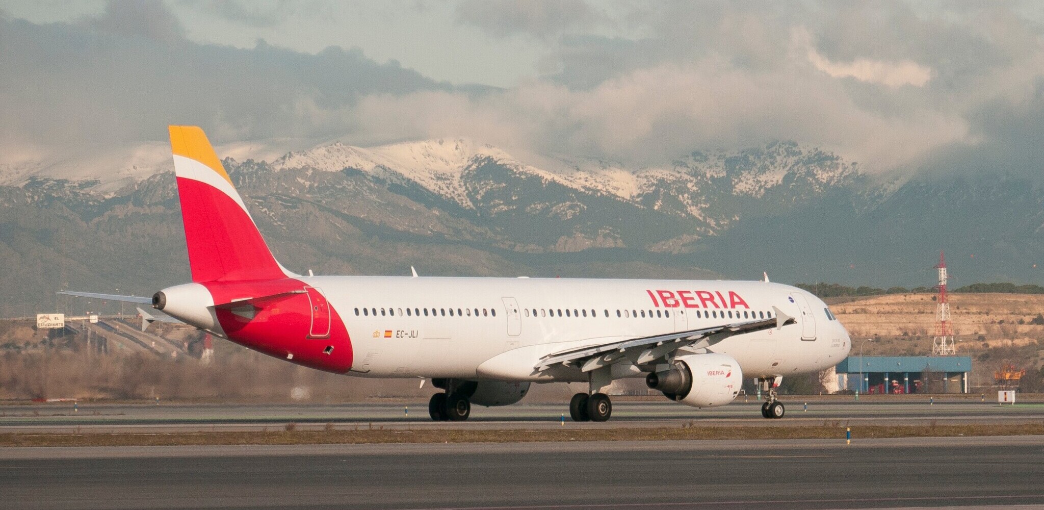 Acaba hoje! Iberia Plus oferece 50% de desconto no resgate de passagens com avios para clientes selecionados