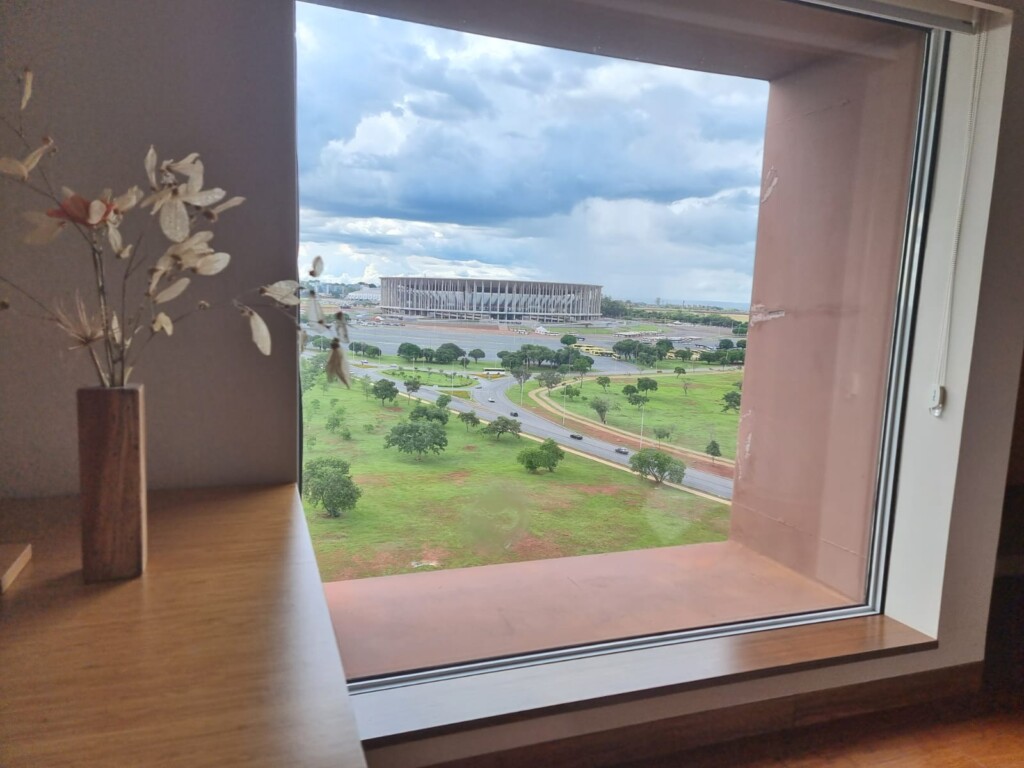 Veja como é se hospedar no B Hotel Brasília