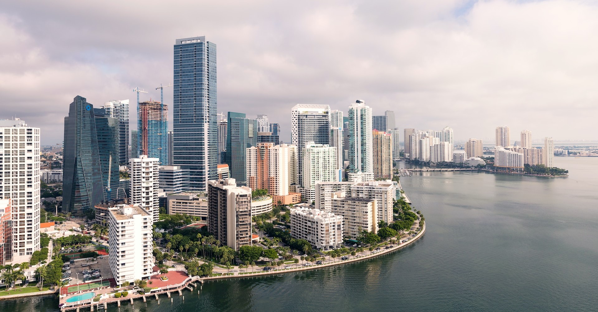 Pensando em comprar ou vender um imóvel na Flórida? Agora você pode acumular até 500 mil pontos TudoAzul