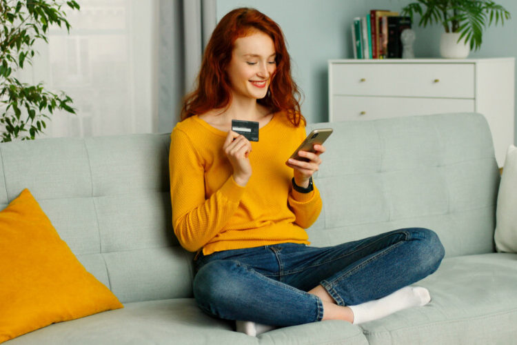 compras-online-celular Cupons de desconto ativos: aproveite ofertas na Amazon, Mercado Livre e Magalu!