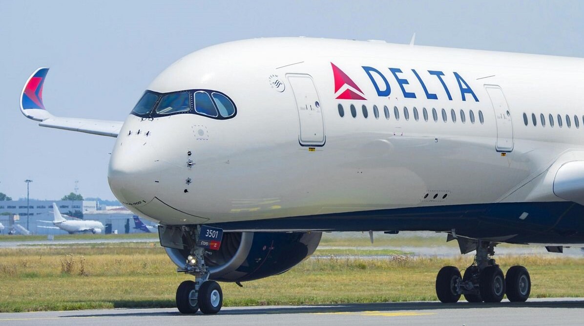 Delta lança tarifa diferenciada para viagens com acompanhante