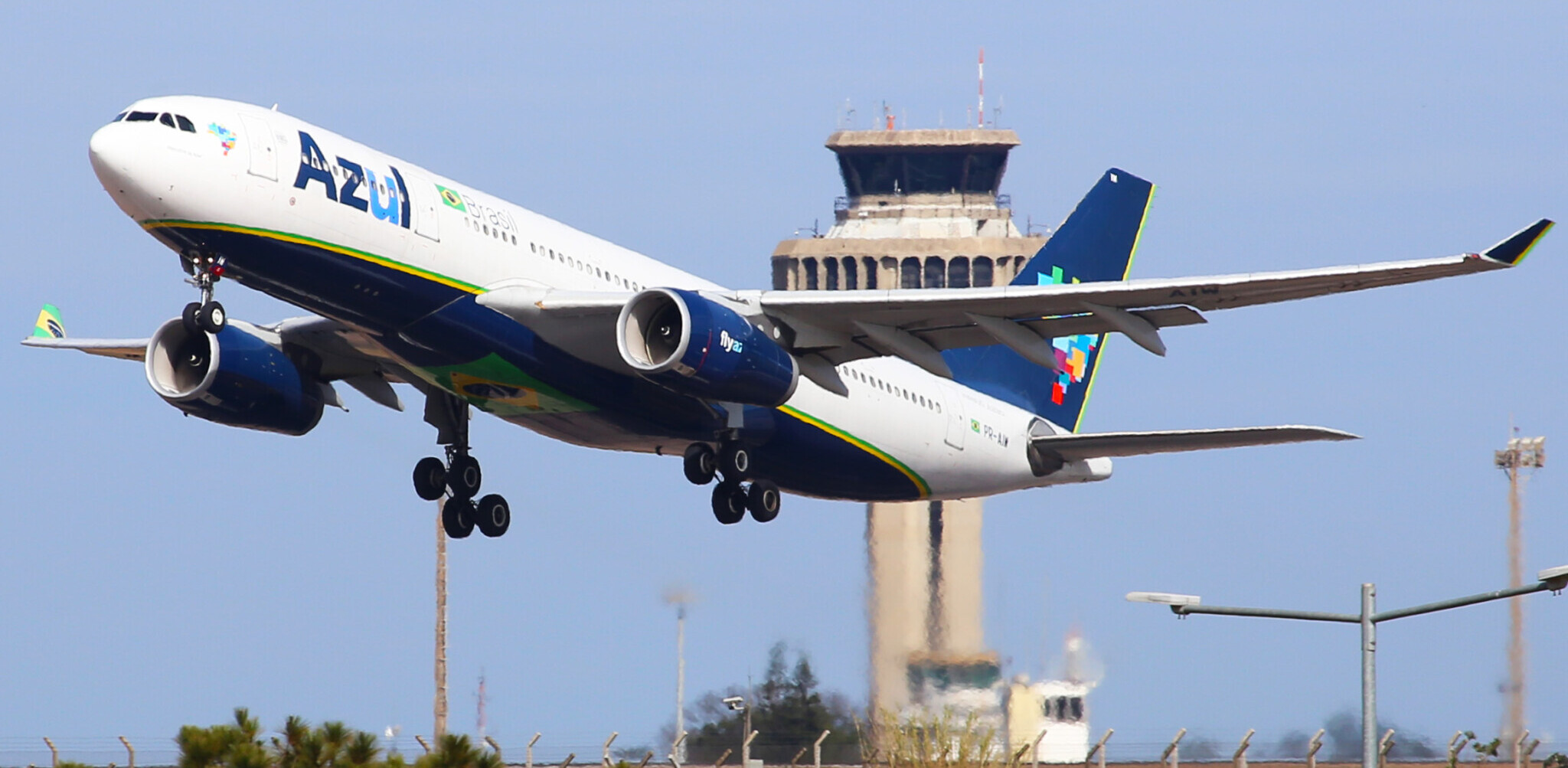 15 anos! Ganhe 2.000 pontos de boas-vindas para novos cadastros no Azul Fidelidade