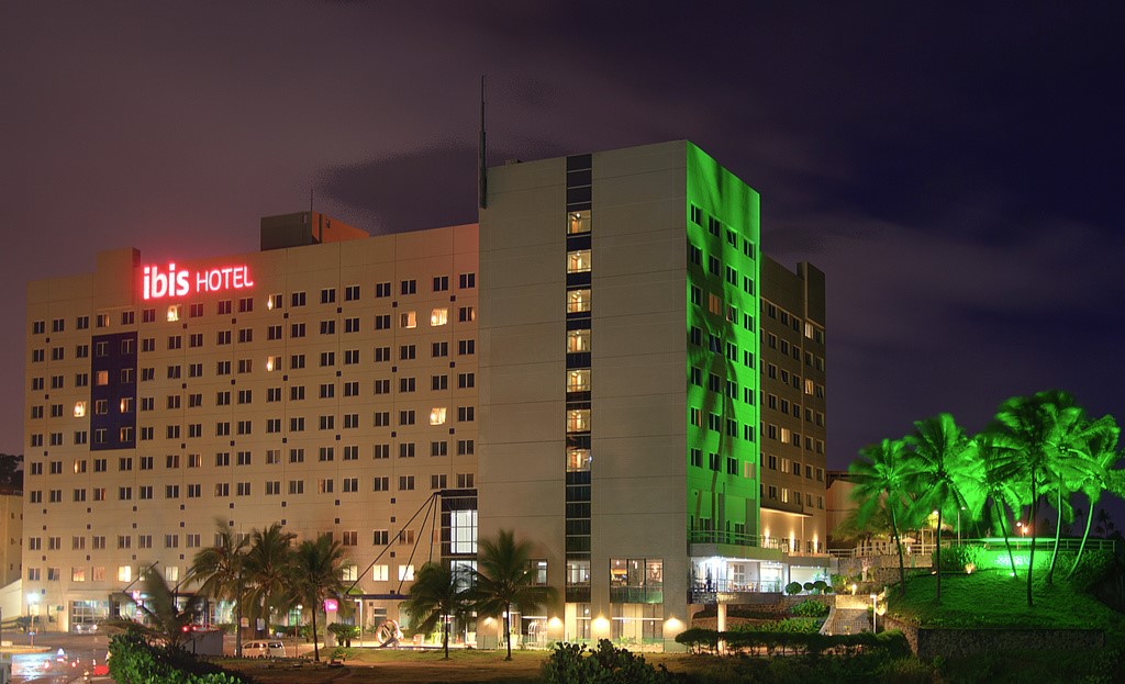 Quer preço baixo? Confira 15 opções de hotéis ibis pelo Brasil com diárias a partir de R$ 146