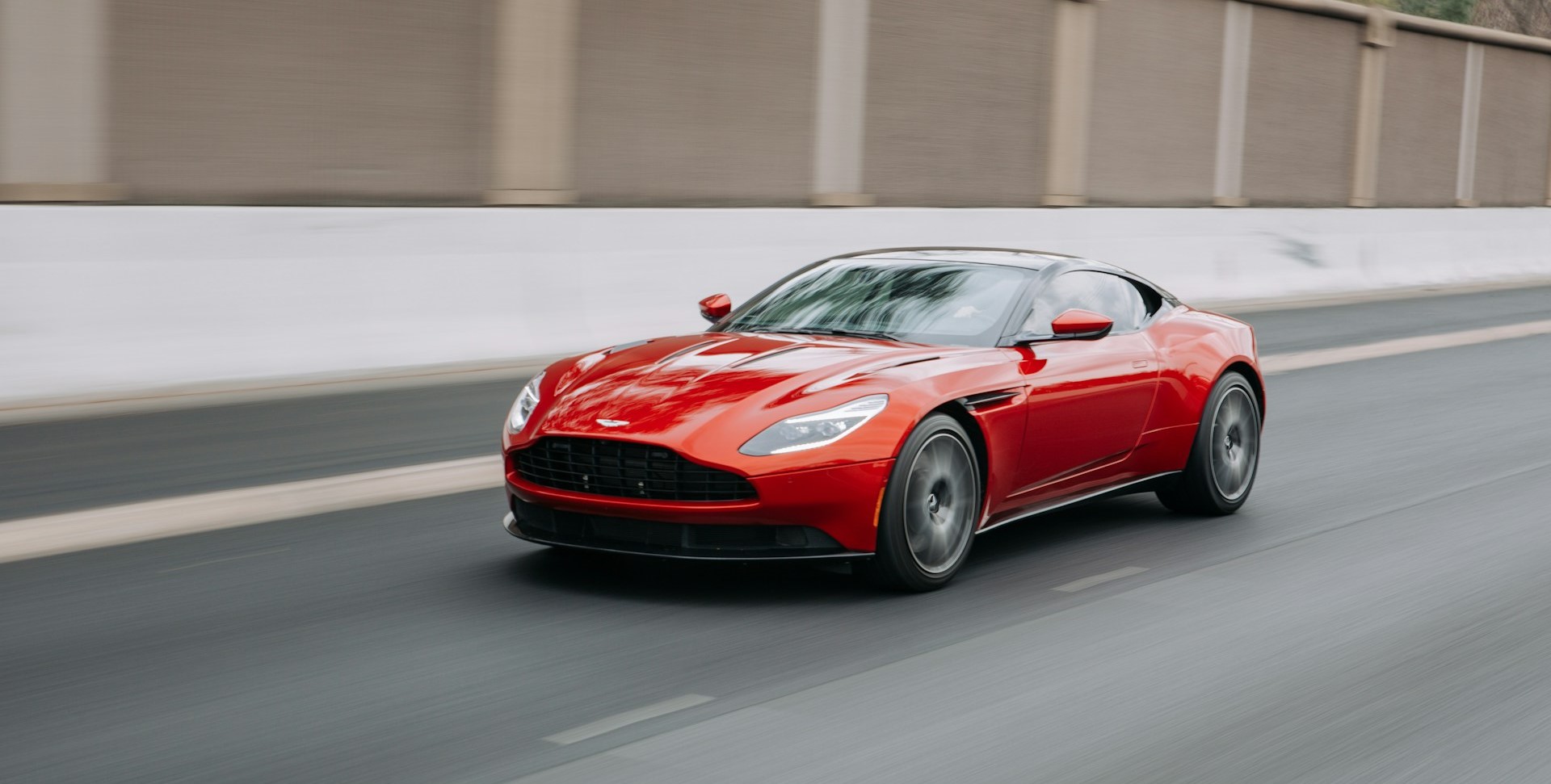 Conheça os principais programas de fidelidade de aluguel de carros no Brasil e no exterior