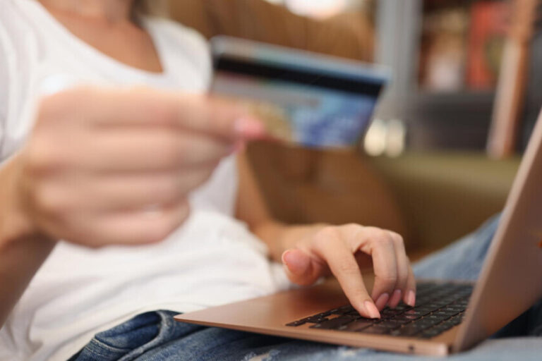 Ganhe até 11 milhas Smiles por real em compras na Casas Bahia