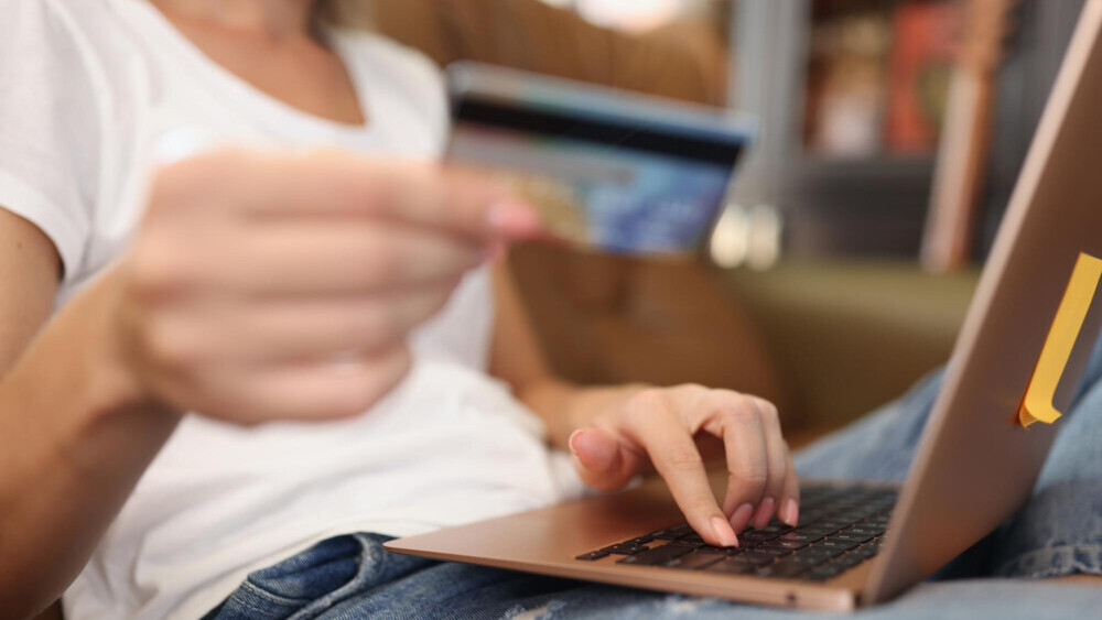 Ganhe até 11 milhas Smiles por real em compras na Casas Bahia