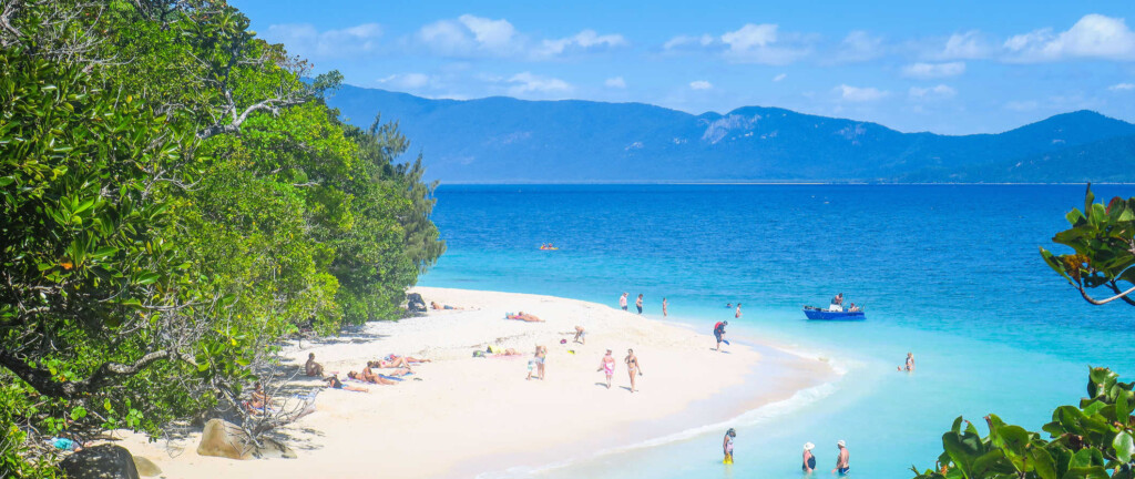 outdoor, natureza, costa, céu, Trópicos, água, nuvem, árvore, Caribe, Terrenos costeiros e oceânicos, praia, baía, Cidade resort, Corpo d’água, ilha, lagoa, Cayo, paisagem, montanha, verão, férias