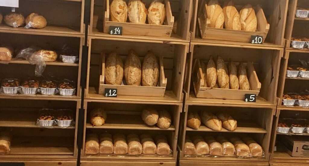interno, prateleira, exibição, comprar, Caixa de exibição, coleção, alimento, Prateleiras, loja, sapato, exibido, promoção, variado, doces