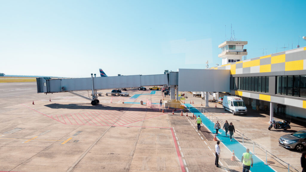 Obras do aeroporto de Foz do Iguaçu atingem 75% de conclusão
