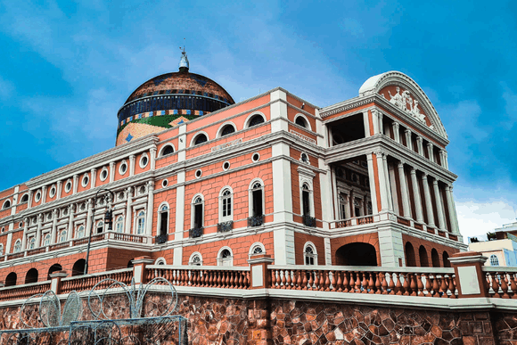 outdoor, nuvem, céu, construção, ponto de referência, arquitetura, fachada, cidade, viagem, grande, edifício governamental, rua