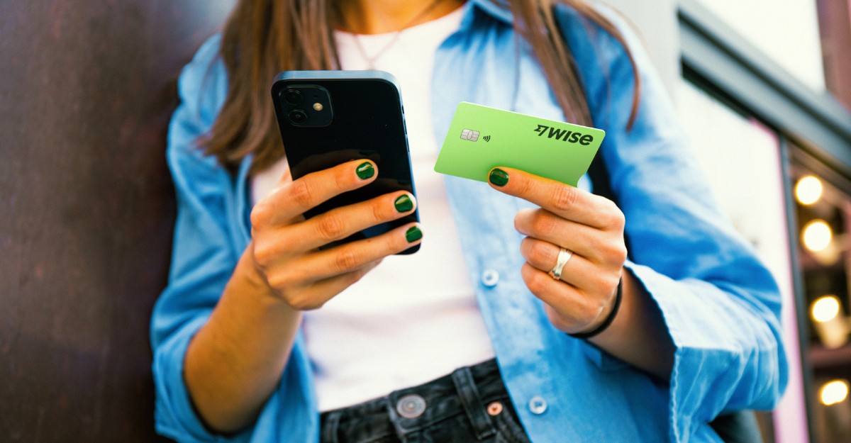 Economize em sua próxima viagem com a conta Multimoeda da Wise