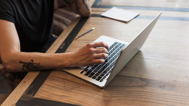 Envie seu currículo para a vaga de Editor Júnior no PPV - Último dia para se candidatar!