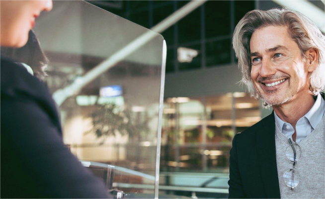 Rosto humano, roupas, pessoa, sorriso, homem, terno, camisa, construção, sorrindo, em pé, interno, outdoor