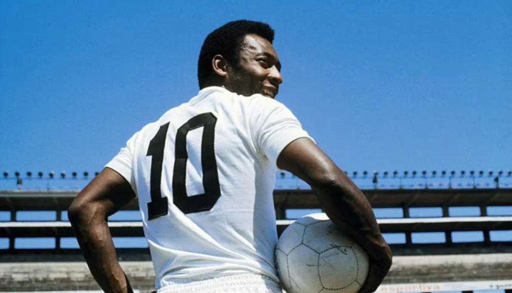 Exposição em homenagem ao Rei Pelé acontece em São Paulo