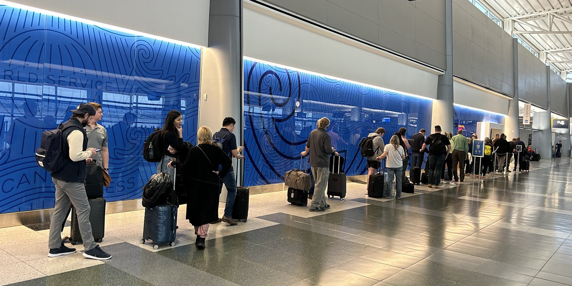 Superlotação das Salas VIP em Aeroportos: Um Desafio Global