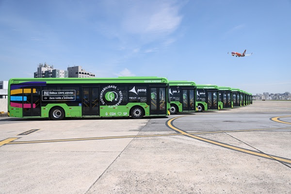 Congonhas inaugura frota de ônibus elétricos para transporte de passageiros