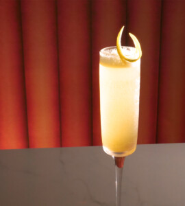 bebida, coquetel, suco, Utensílios para bebidas, Coquetel clássico, Guarnição de coquetel, Copos com pé, Daiquiri, Canudo para bebidas, efervescer, Bebidas não alcoólicas, Bellini, Utensílios de bar, Refrescos, Gimlet, Bebida de laranja, Água de Valência, Harvey wallbanger, Bebidas alcoólicas, Fuzzy navel, Analgésico, interno, álcool, alimento, xícara, refrigerante, chave de fenda