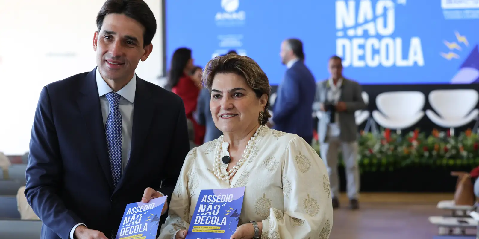 Campanha Assédio Não Decola! Conheça o guia de combate ao assédio na aviação