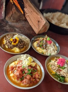 alimento, Culinária, refeição, prato, mesa, placa, receita, Ceia, almoço, vegetal, tigela, louça, interno, sentar-se, de madeira, variedade