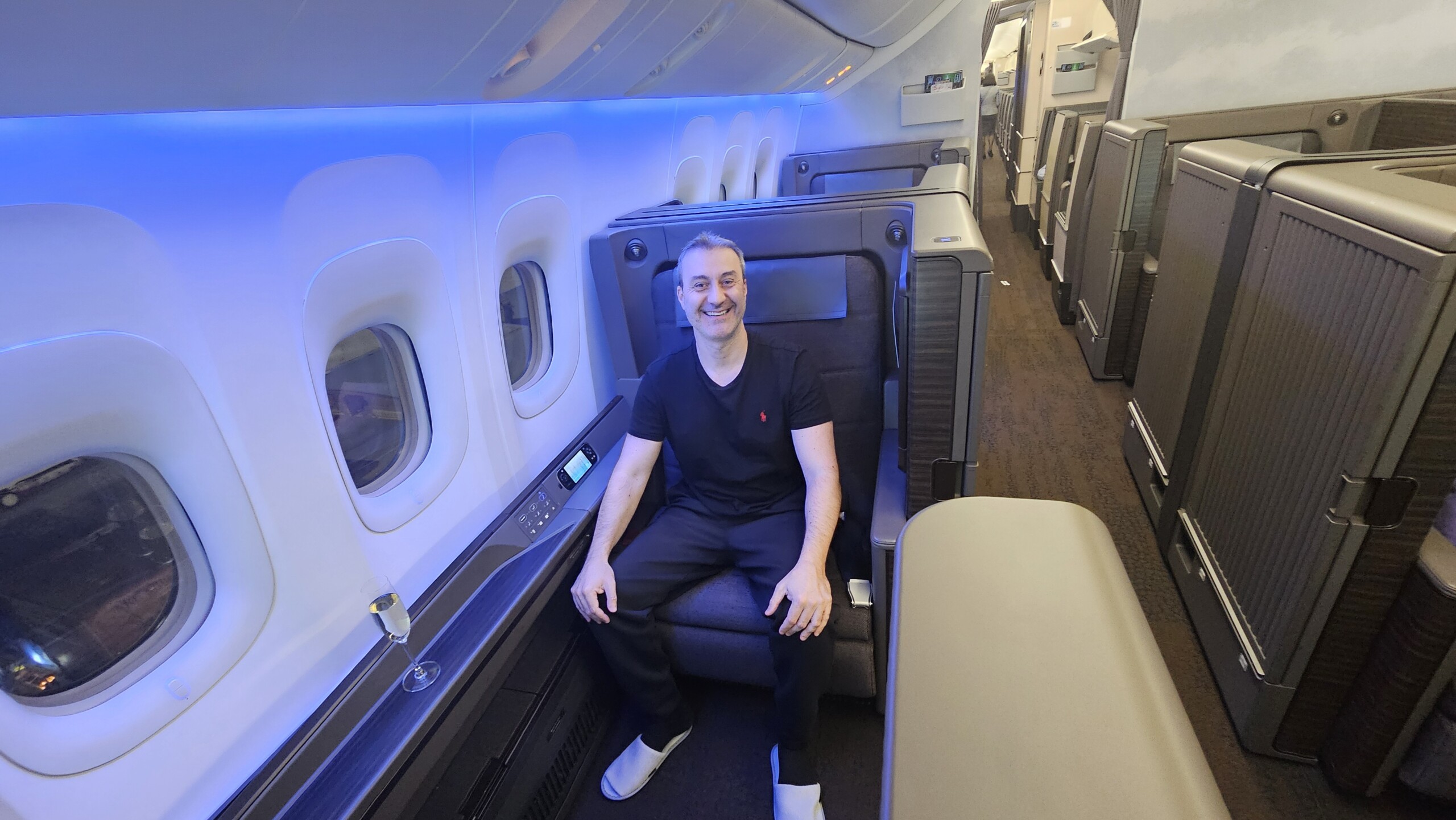 Compartilhando Emissões - Tóquio para Nova York voando na nova primeira classe da ANA