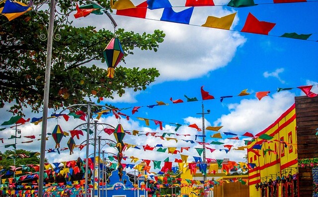 Descubra os 5 melhores destinos para curtir festas juninas