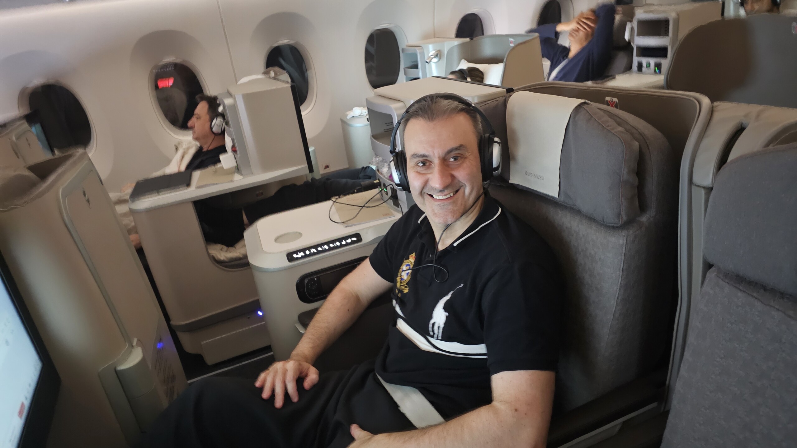 Compartilhando Emissões - Guarulhos para Viena em classe executiva e econômica premium voando Iberia