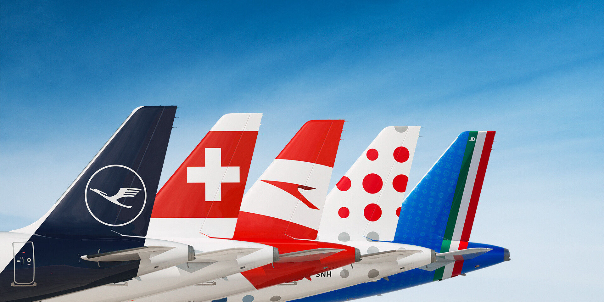 ita, lufthansa, airways, céu, plaina, aeronave, outdoor, avião, Viagem aérea, transporte, Engenharia aeroespacial, Jato, asa, Flap, aviação, Aviação geral, avião de passageiros, Linha aérea, voo, veículo, azul, jato, ar, airbus