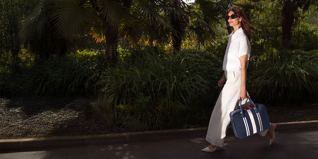 árvore, outdoor, pessoa, roupas, planta, Acessório de moda, moda, Moda de rua, Indivíduo do sexo feminino, vestido, mulher, térreo