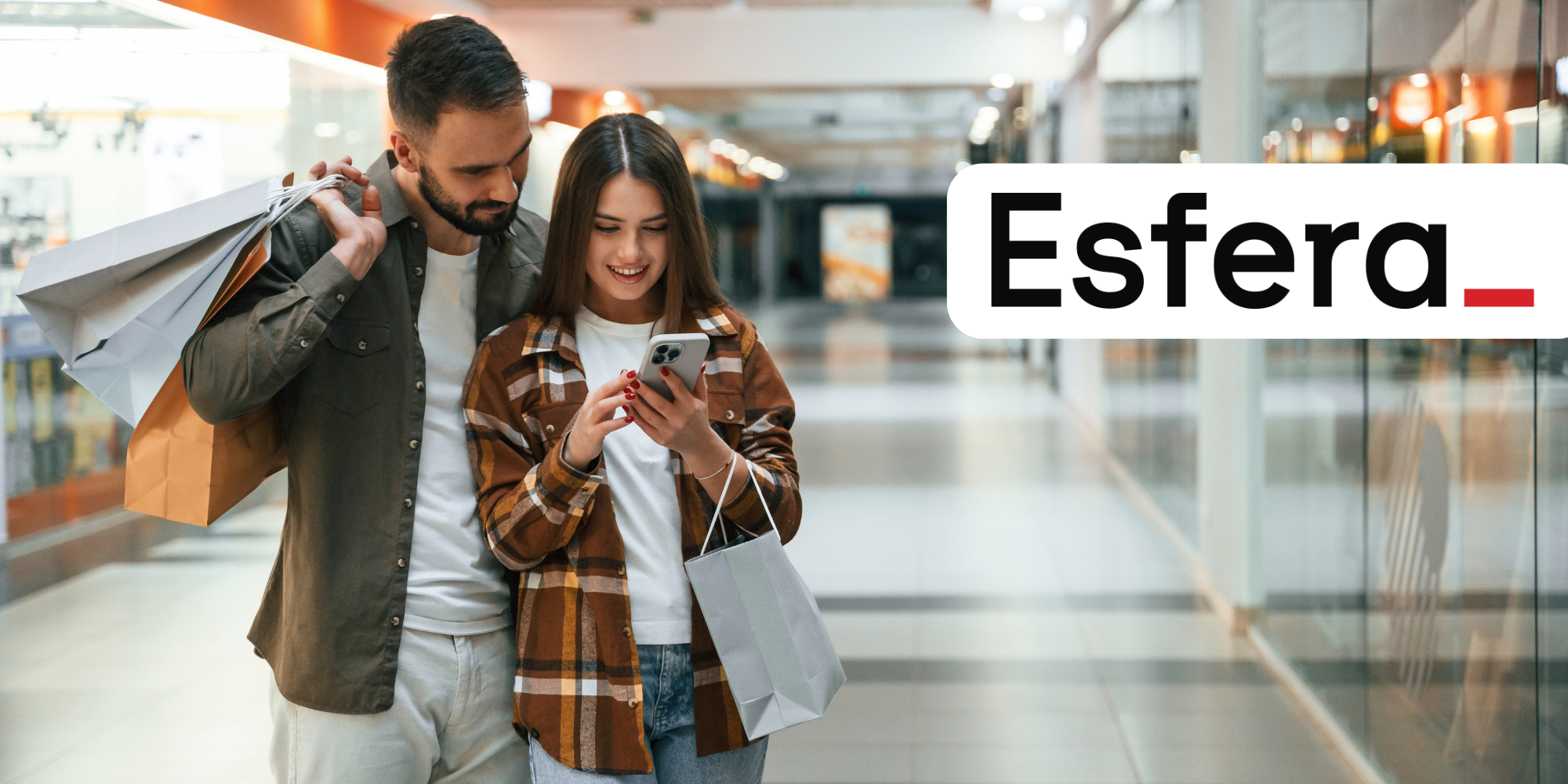 roupas, pessoa, Rosto humano, sorriso, casaco, Moda de rua, menina, bolsa de mão, Bagagem e malas, jeans, interno, echarpe, em pé, mulher