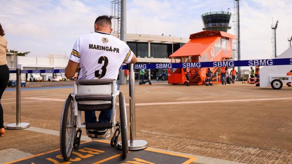 gol escada acessibilidade