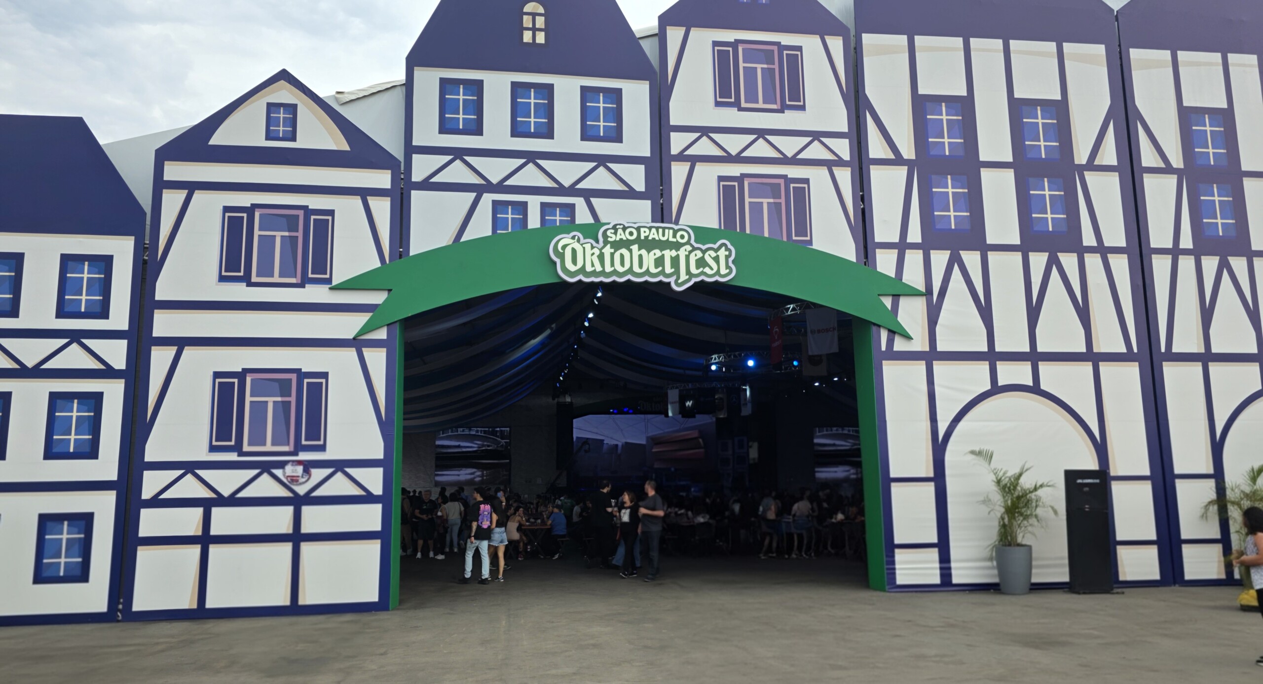 Oktoberfest São Paulo 2025 - A maior Festa da Cerveja vale o investimento?